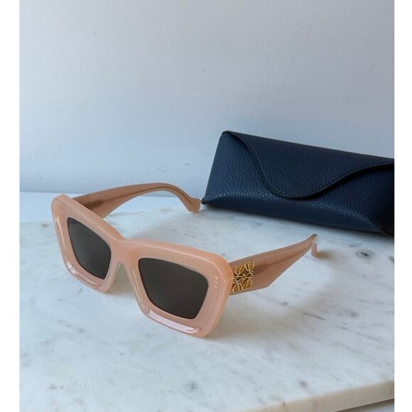 NEW Loewe LW40145I Anagram Cat Eye Sunglasses Pink - Picture 1 of 6